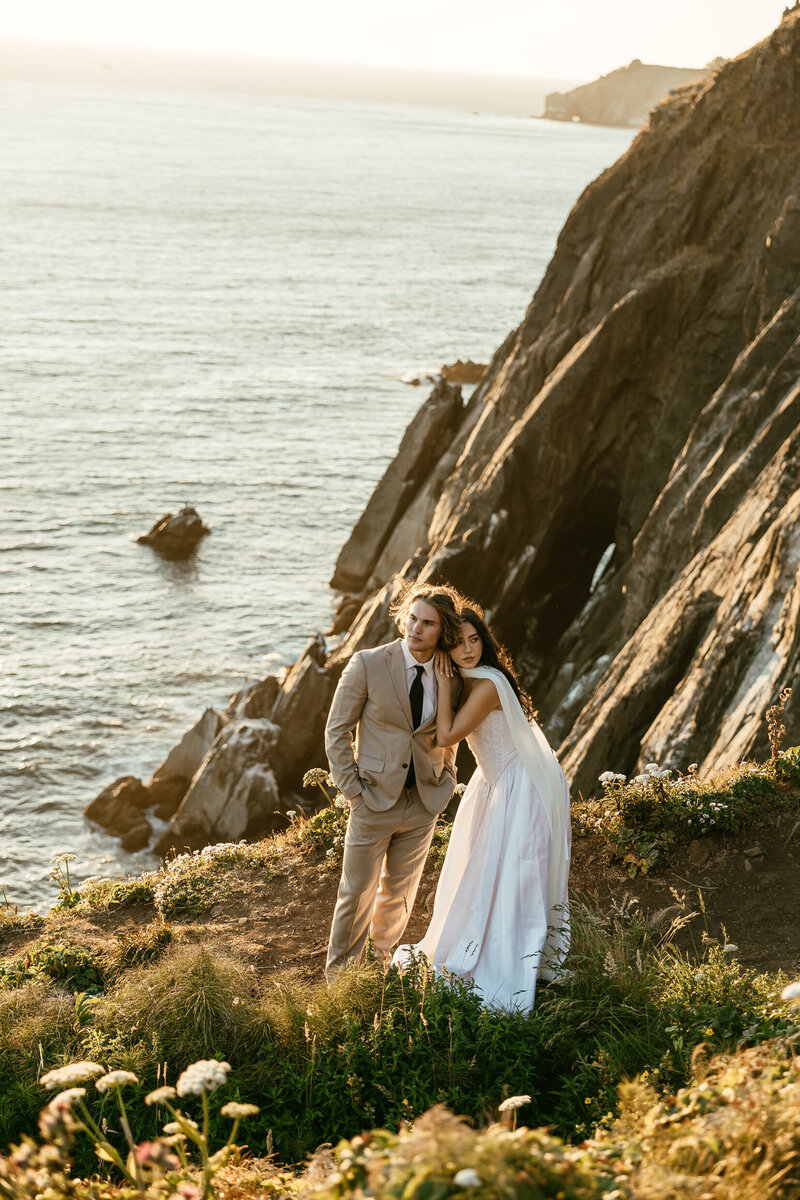 Oregon Elopement photographer