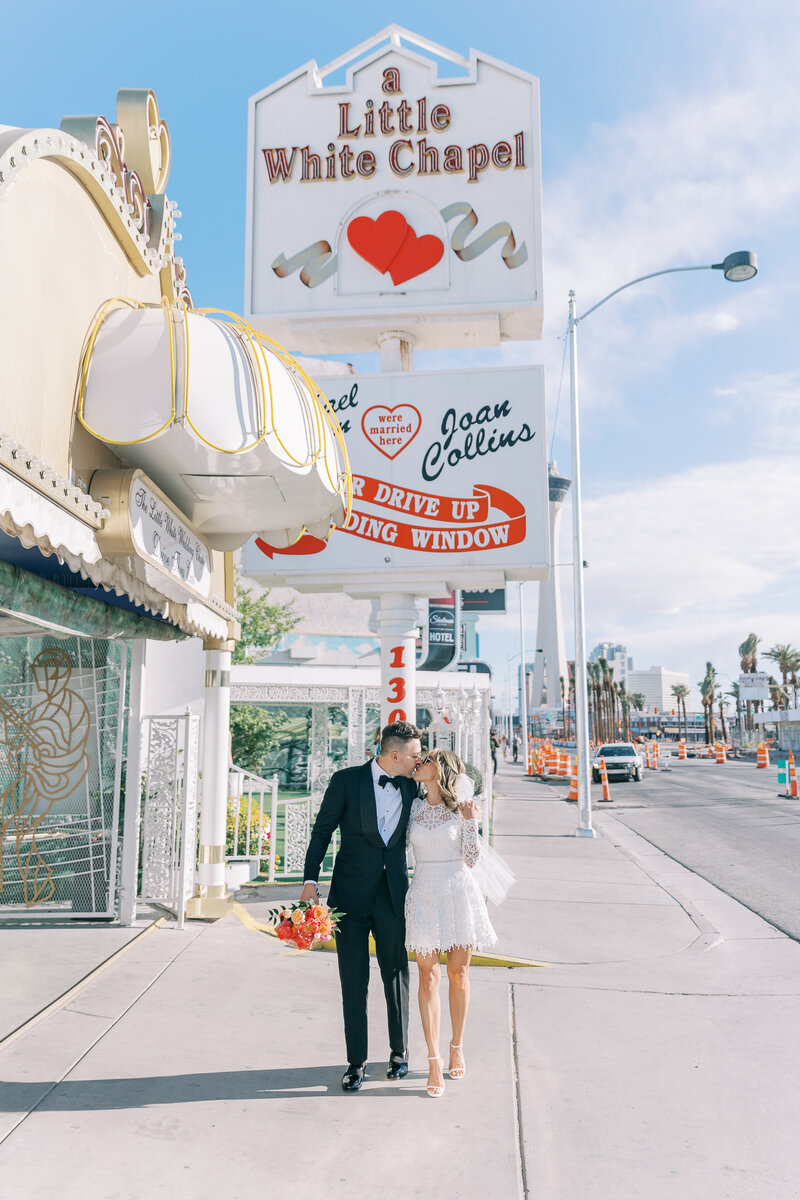 Emma and Colby Las Vegas Elopement-5