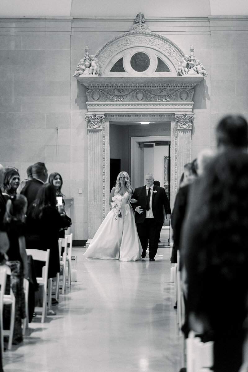 sarah-elizabeth-studio-ohio-wedding-photographer-dayton-art-institute-hardy-wedding-ceremony-58