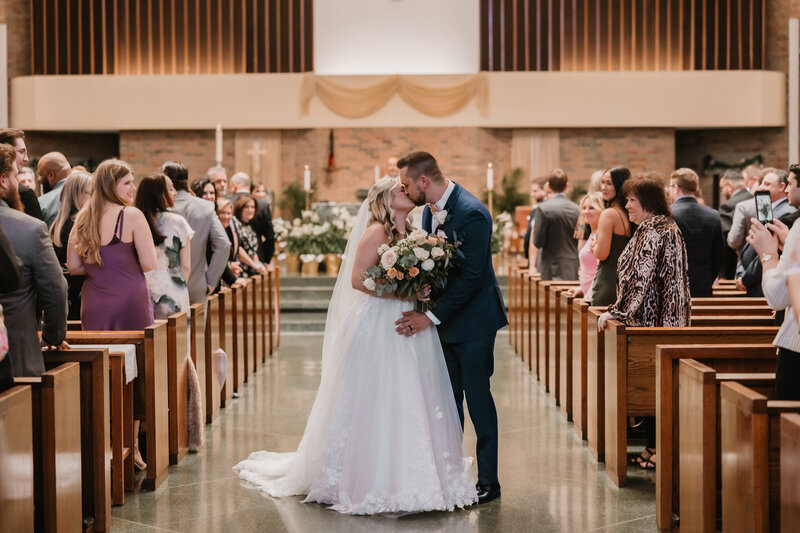 Emily & Brian - Michigan Wedding Photographer - Mariah Kasten Photo 2024-23