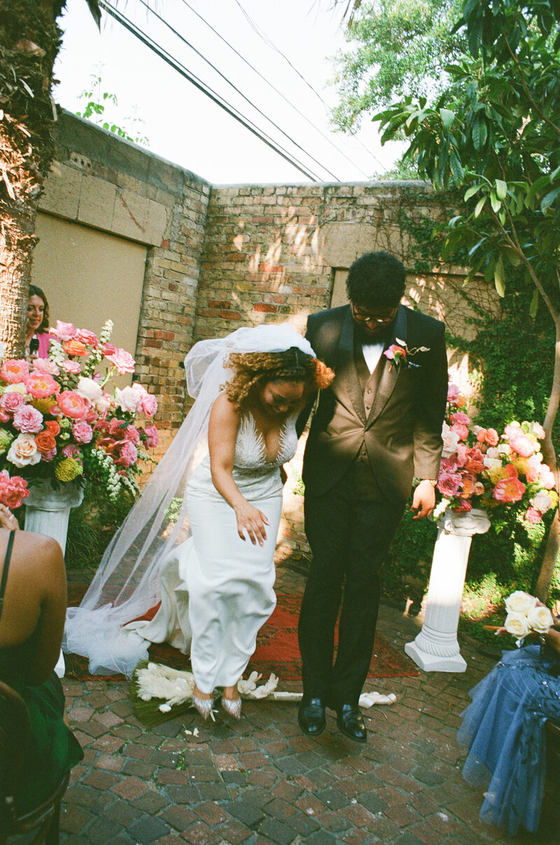 Jasmine&JustinWeddingPhotos_Previews_AustinWeddingPhotographer_HereafterFilms-47