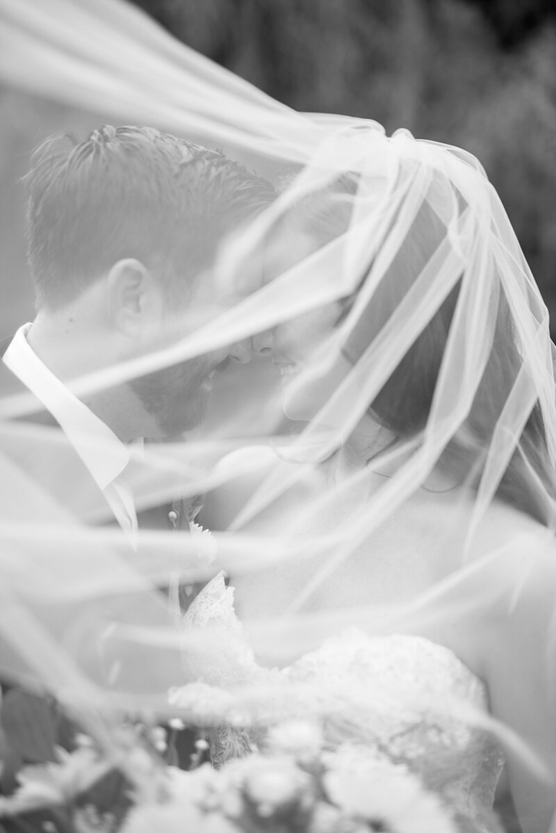 graybarns-silvermine-norwalk-wedding-21