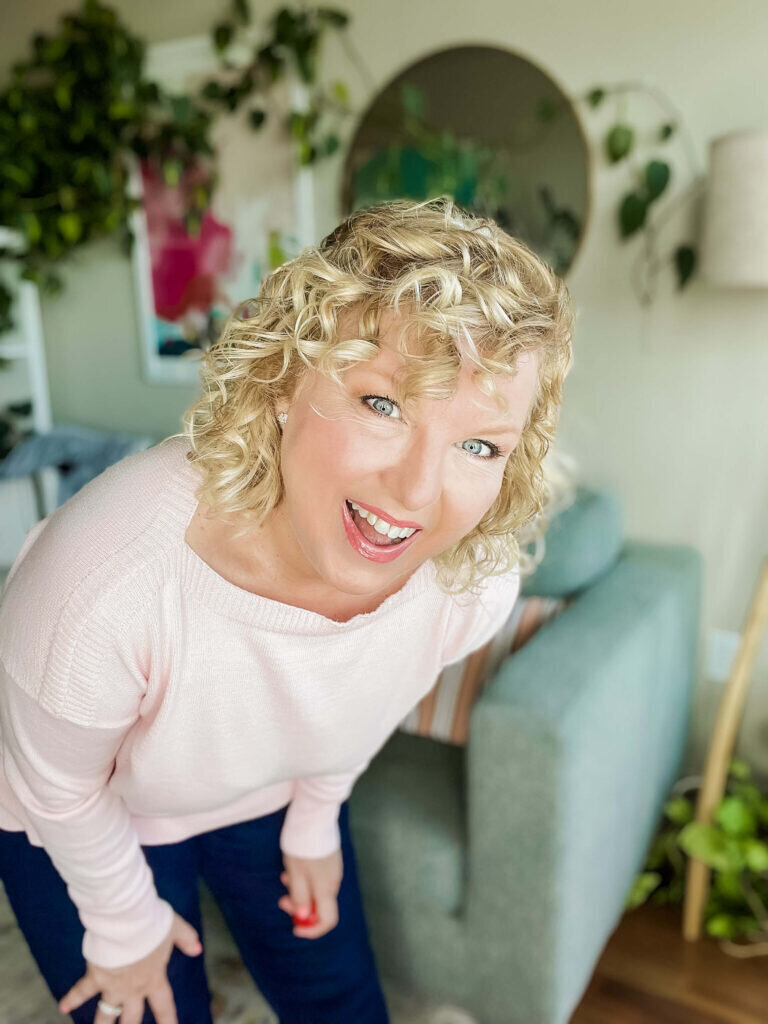 Women 50+ - Free guides, phone wallpaper, even wall art!