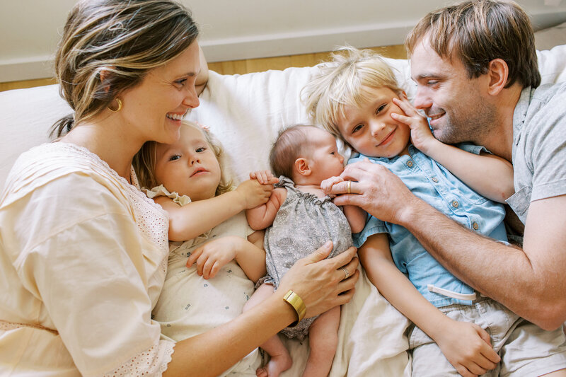 Outdoor Family Photography Mission Viejo thumbnail