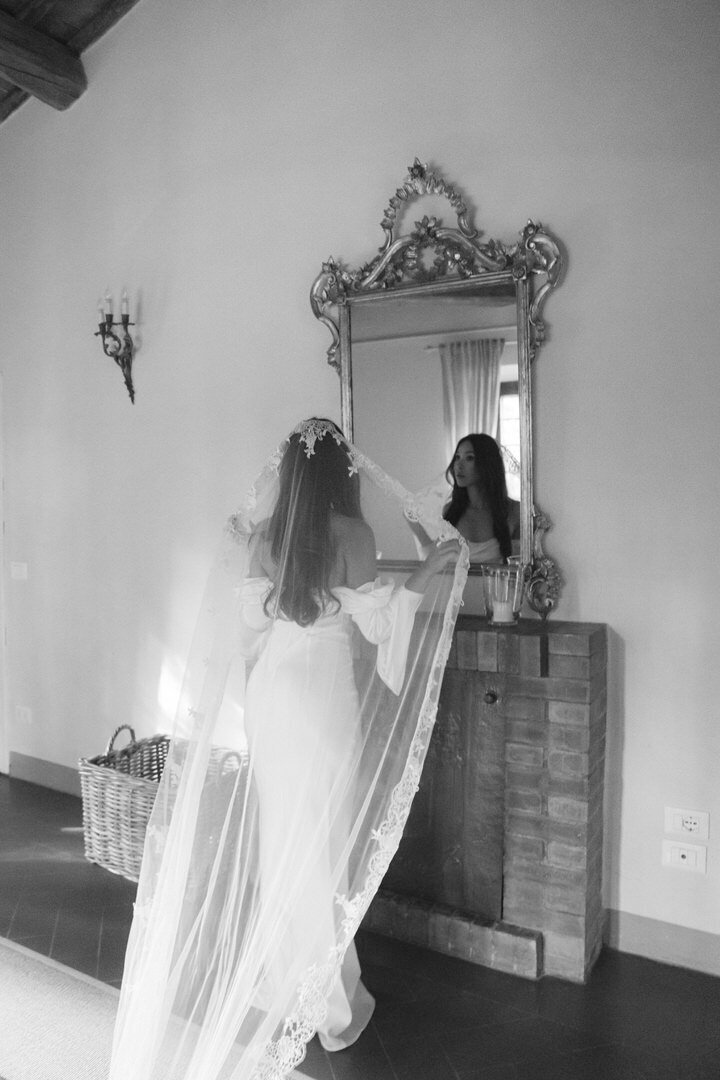 il-villino-farmhouse-italy-elopement-mimi-anthony-254