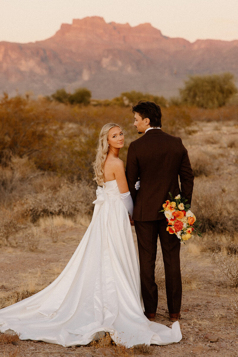 jami-oliver-wedding-preview-taylorraephotofilm-157