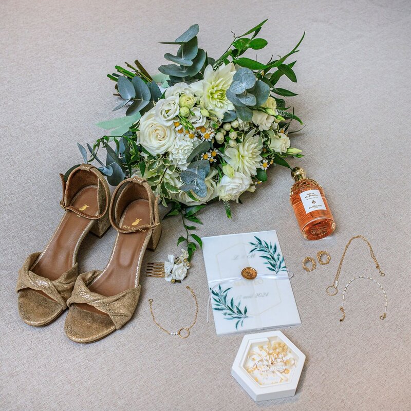 flatlays-bouquet-mariee-blanc