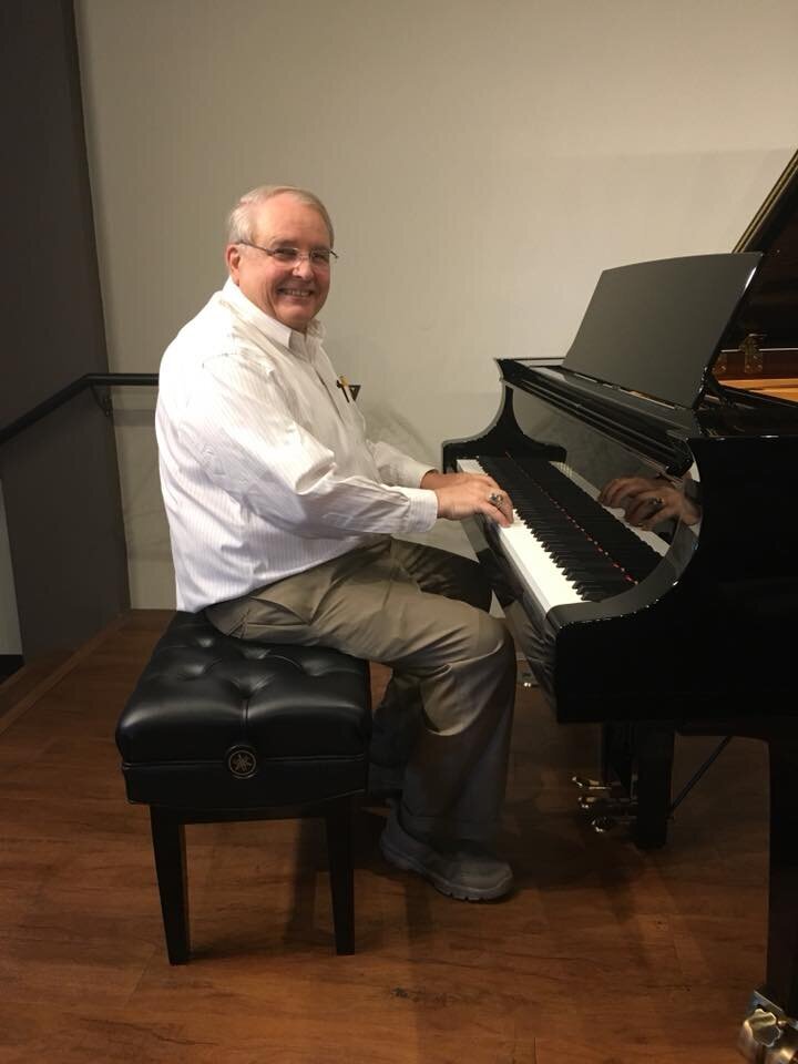 Brent Lindquist Piano Player