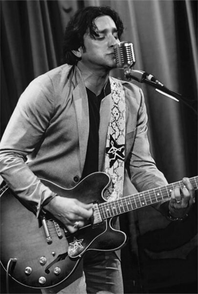 Steve Azar black and white portrait performing during Grammy Museum concert Mississippi Night