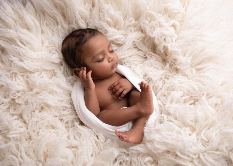 Durham Region Newborn, Maternity, Baby Photography