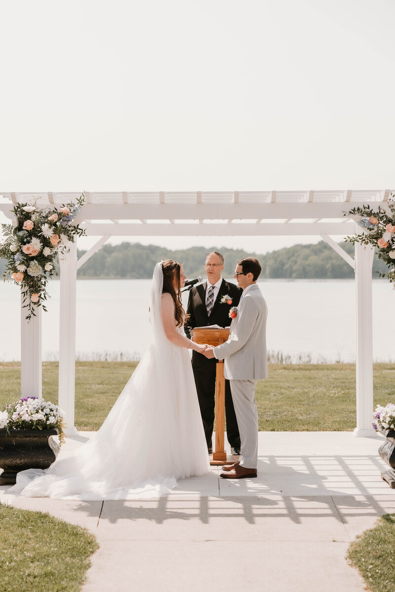 30-Makayla and Phillip - Wedding - Ann Arbor Michigan Photographer - Waldenwoods Howell