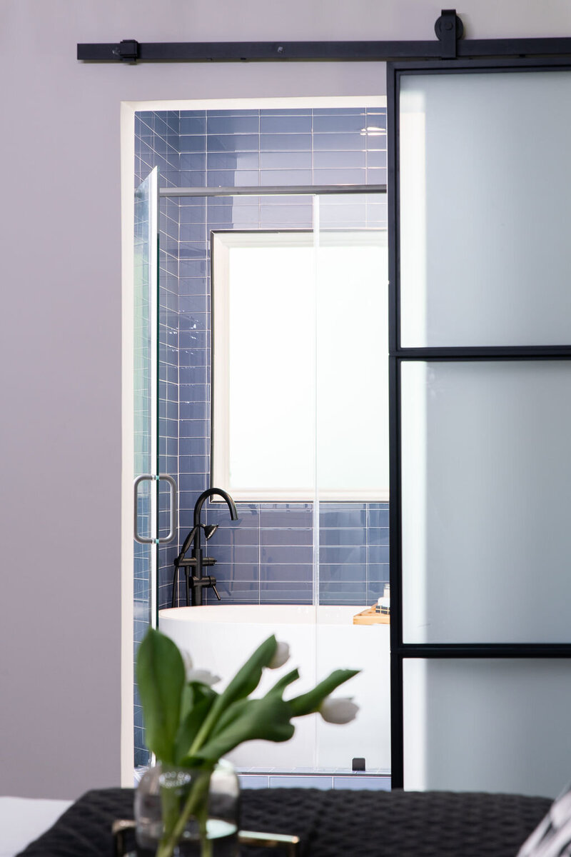 a bright and airy bathroom