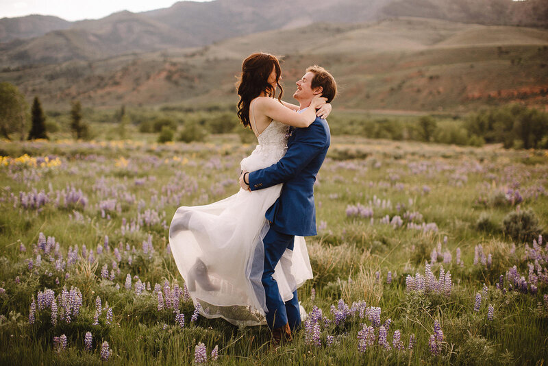 Liz Osban Photography Wyoming Wedding Photographer Cody Thermopolis Meeteetse Sheridan Big Horn Cheyenne Laramie Venue Ceremony Reception Florist Elopement Elope Best 8