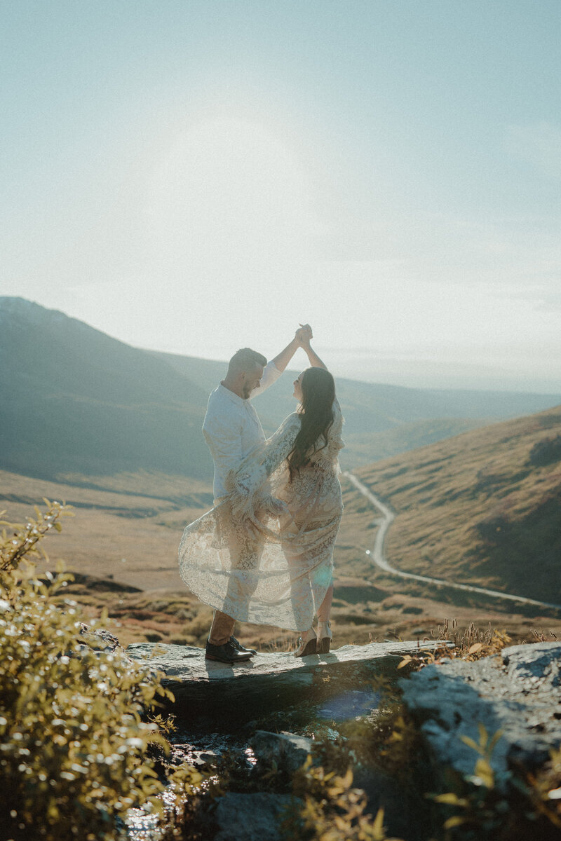 outdoor engagement photography in alaska