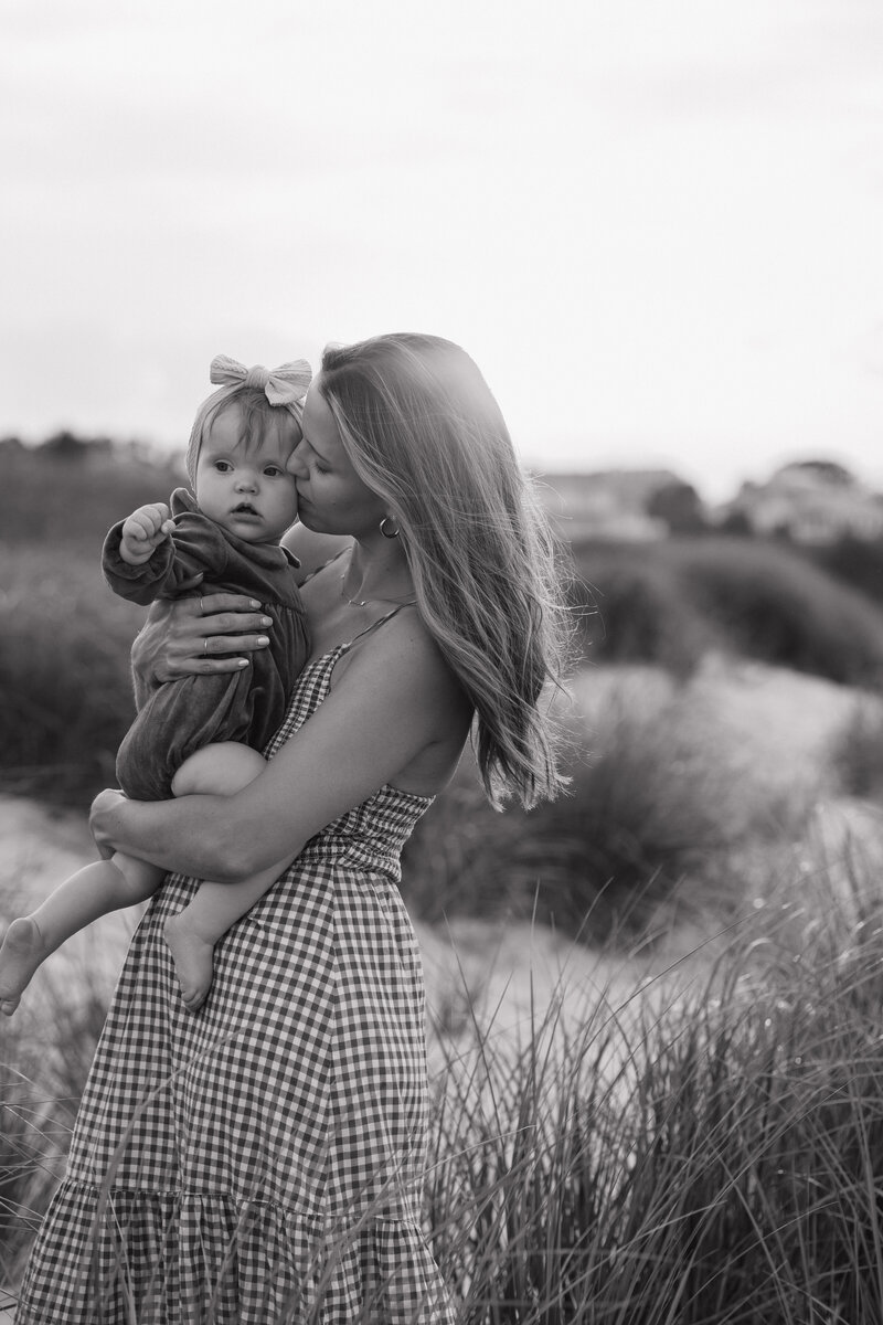 boston beach photo mother and toddler daughter