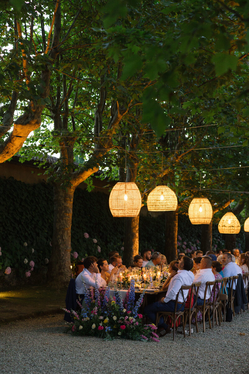 intimate wedding dinner in Tuscany