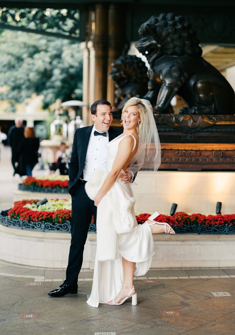 Couple_Portraits_destination_wedding_photographer_Josie_V_Photography-40