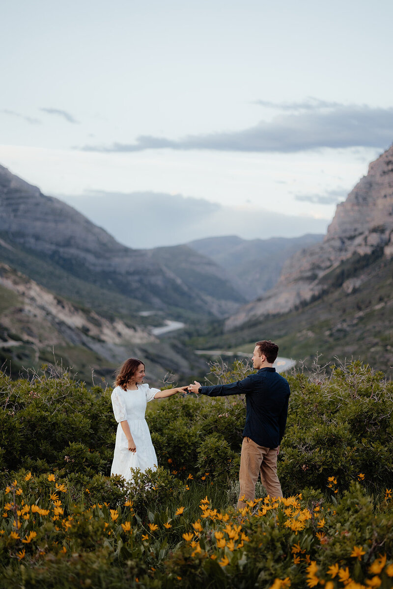 engagement photos in the mountains
