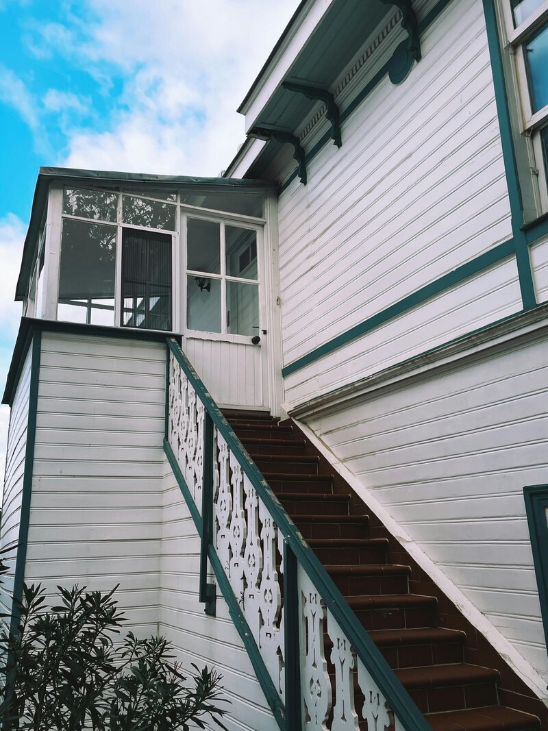 Modern Glass & Aluminum Railings in Boca Raton, South Florida