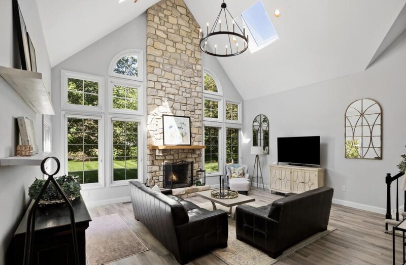 Kelly DeTommaso Elegant Transitions Occupied Home Staging Family Room 1