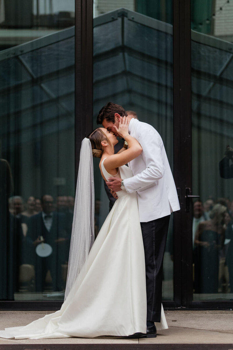South-Congress-Hotel-wedding-photos-austin-texas