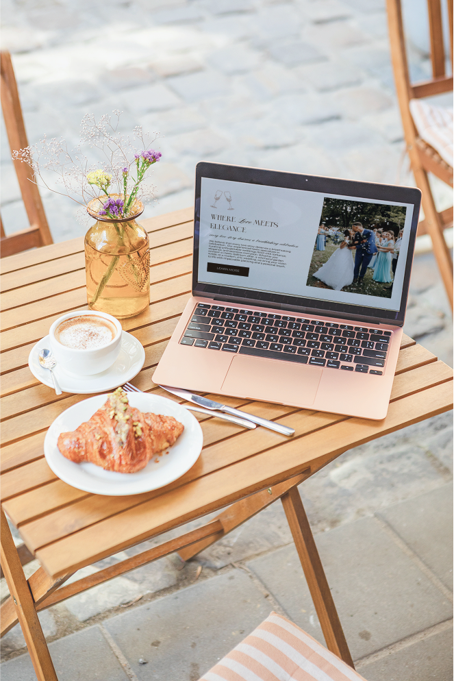 What Should Be on a Wedding Photographer’s Homepage for Better SEO?
