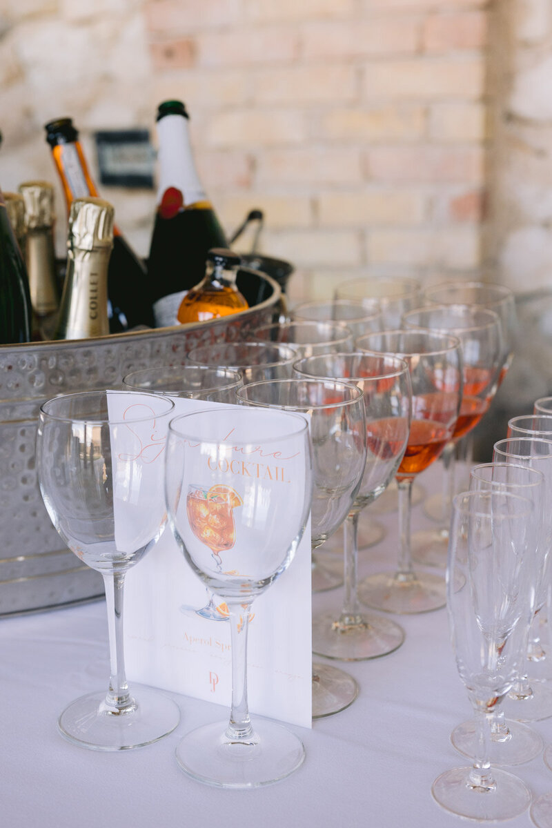 French wedding photographer Domaine de Sarson Grignan-060