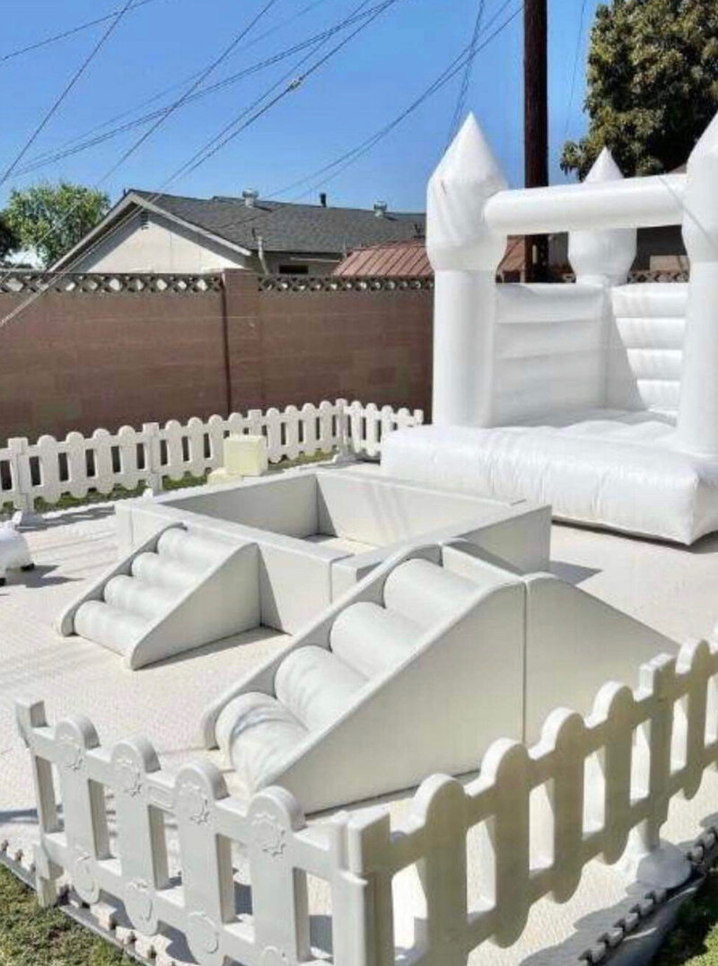 bouncy castles for rent york region
