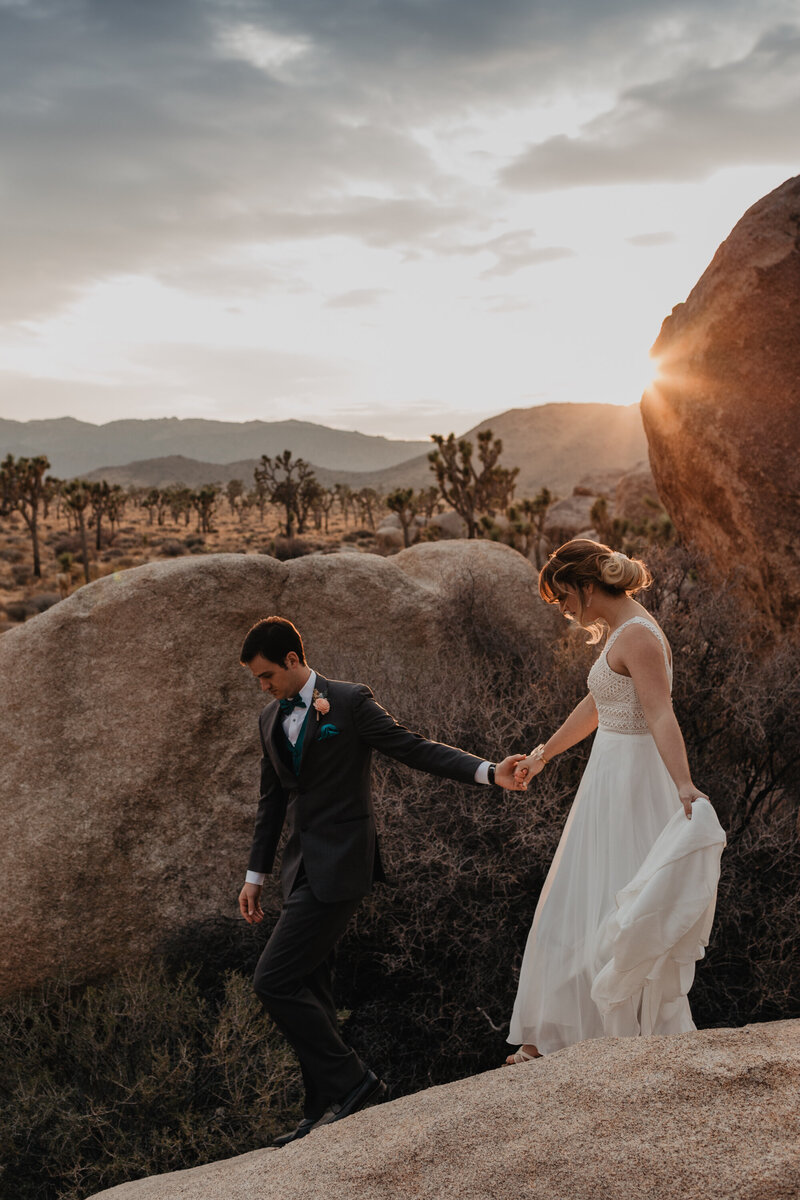 Elopement in Joshua Tree National Park