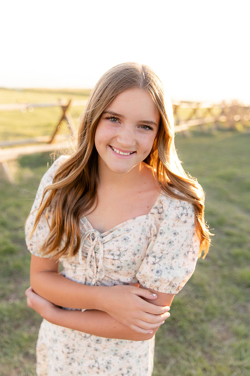 Top Best family photographer in Utah Family High School Senior Children's LDS Missionary Photographer Light and airy field mountain views wood fence golden light sunset photo session spring summer fall_Tunnel Springs Park-