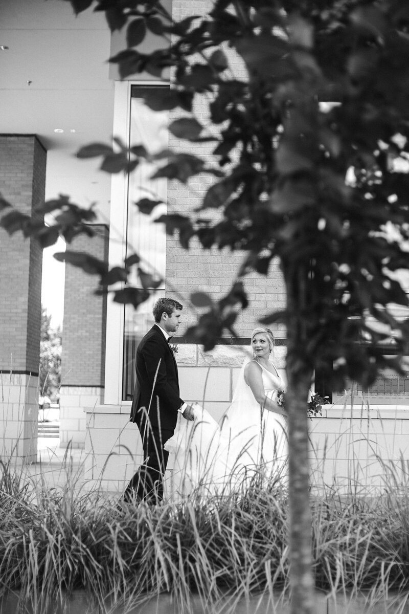 black and white photo by Knoxville Wedding Photographer, Amanda May Photos