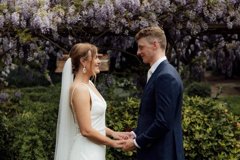 Bruidsfotografie op bruiloft bij Delbrock in Maastricht door trouwfotograaf Linda Photography