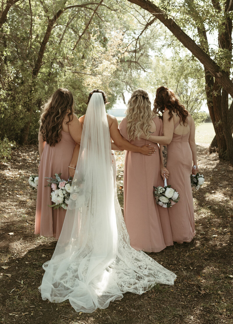 Kyra_Carter_Wedding_AgarsCorner_Saskatoon_KaylaCassidyPhoto-21