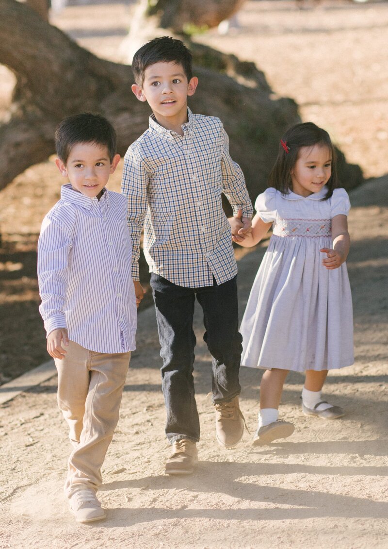 brothers-sister-family-brea-carbon-canyon-regional-park