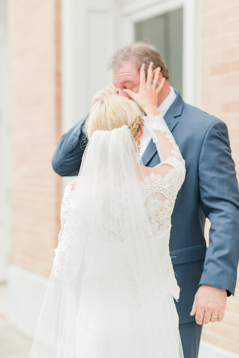 The-Grand-Opera-House-Crowley-Louisiana-Wedding_12