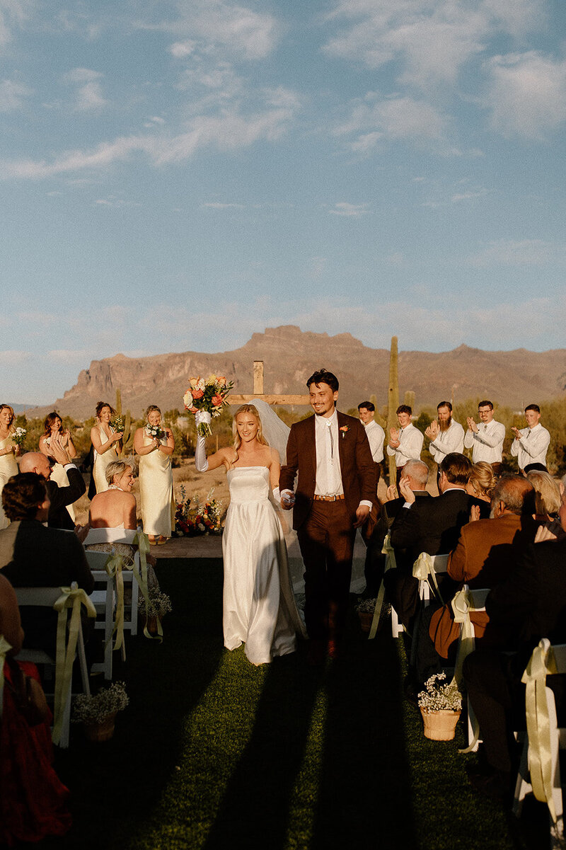 jami-oliver-wedding-preview-taylorraephotofilm-116