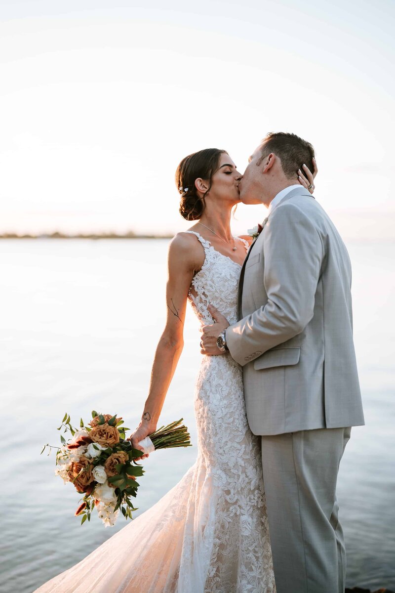 Ocala Wedding photographers - https---VisualArts.photography