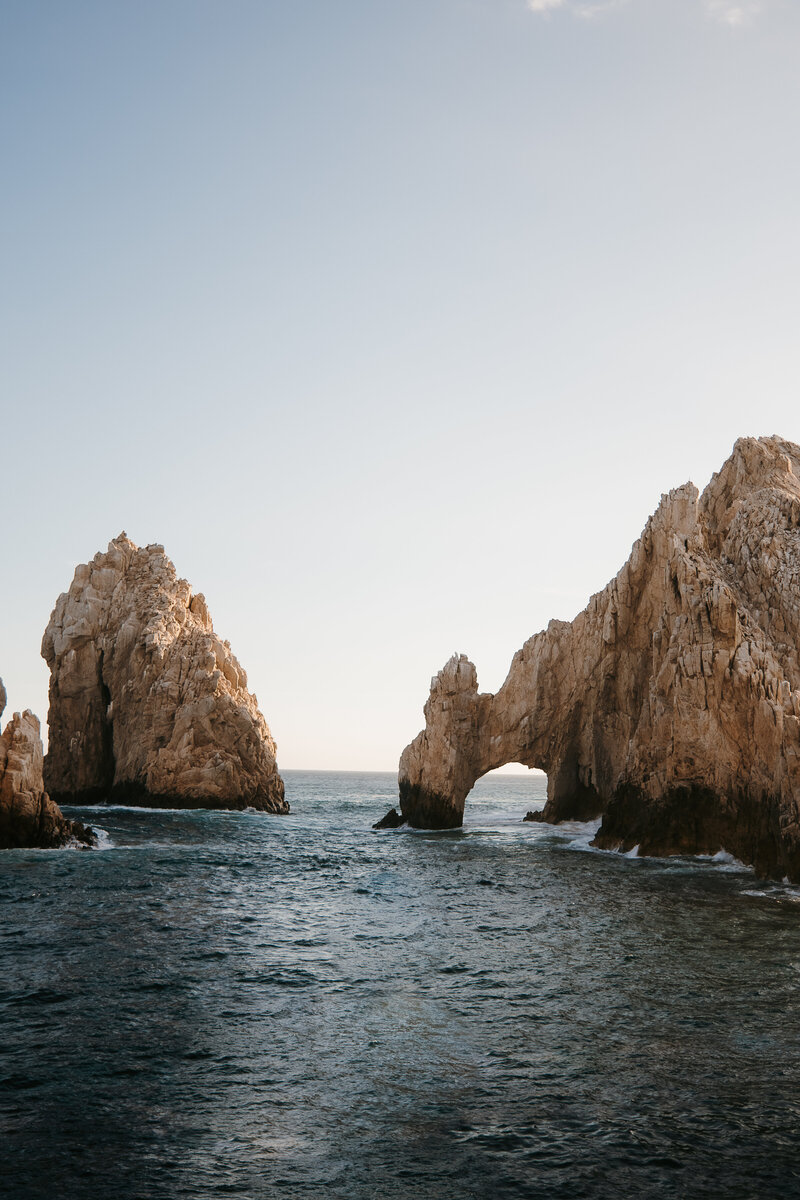 the arch of cabo san lucas in mexico
