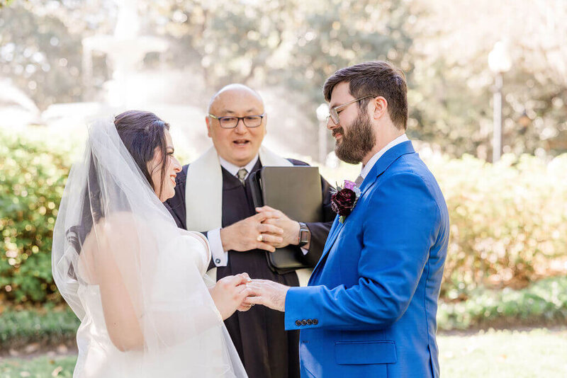 Savannah_Elopement_at_Forsyth_Fountain19