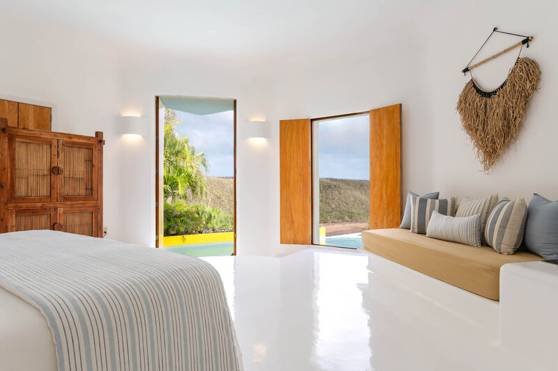 04-3-2-Sol-de-Oriente-Luxury-Villa-Careyes-Mexico-Bedroom-8149