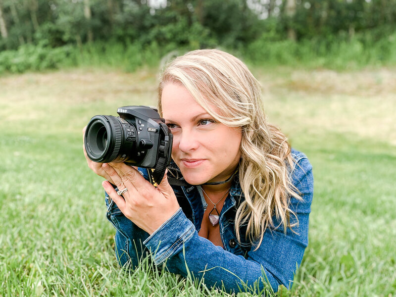 Alberta Candid Family and Wedding Photographer
