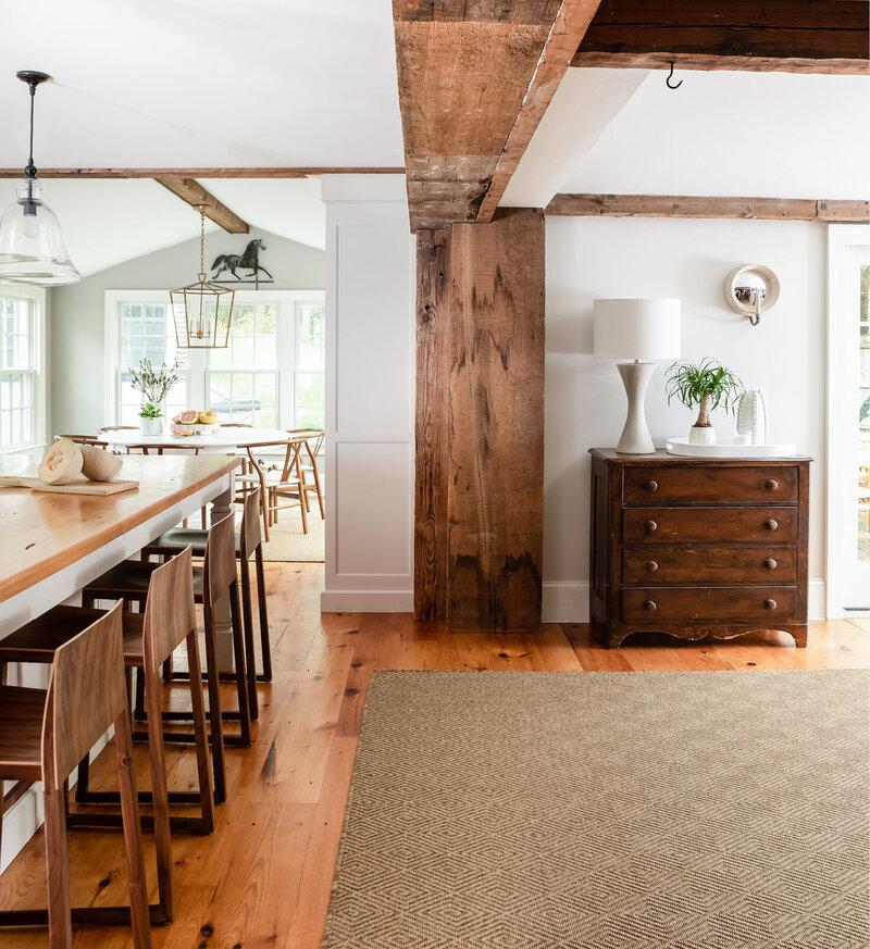 How to update a historic home for modern living, a Federal home in Hingham with fresh interiors. Renovation blends classic architecture with modern design.