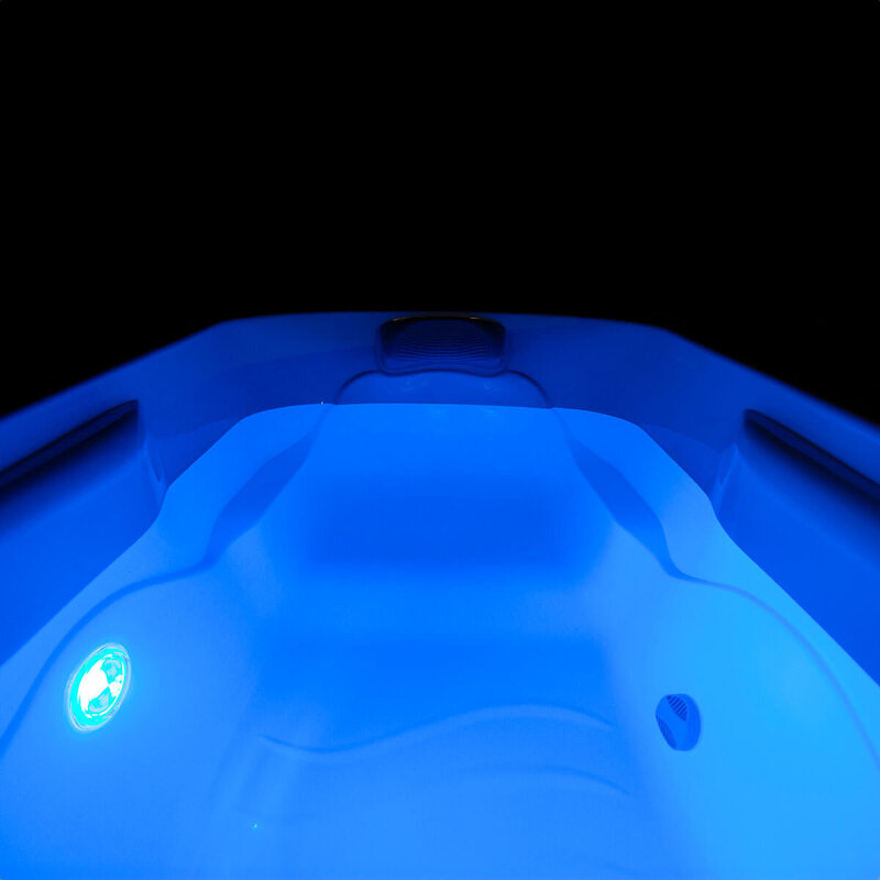 wellis-iceland-cold-plunge-tub-spa-sanpoint-idaho