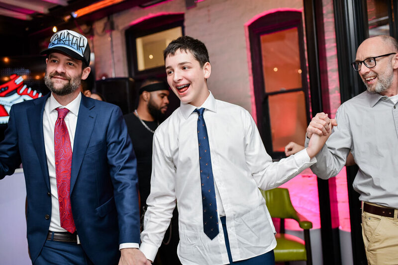 swoon_soiree_sneaker_themed_bar_mitzvah_25