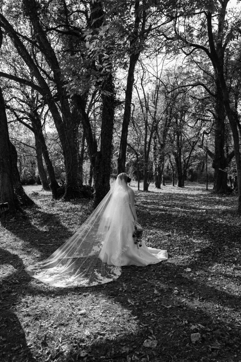 NikkiSanterre_EastCoastLuxuryWeddingPhotographer_CaitieHanrahan_KeswickHallWedding_Jac&Zach-155