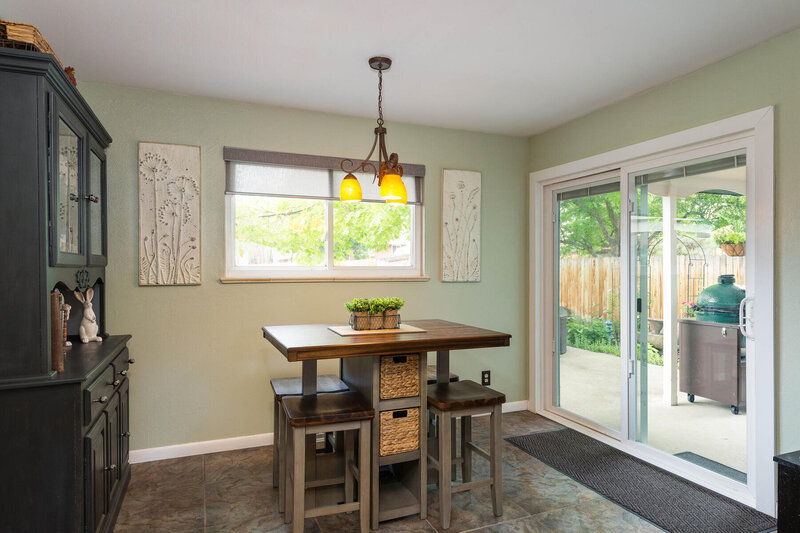 5823 Urban Ct-028-025-Kitchen-MLS_Size