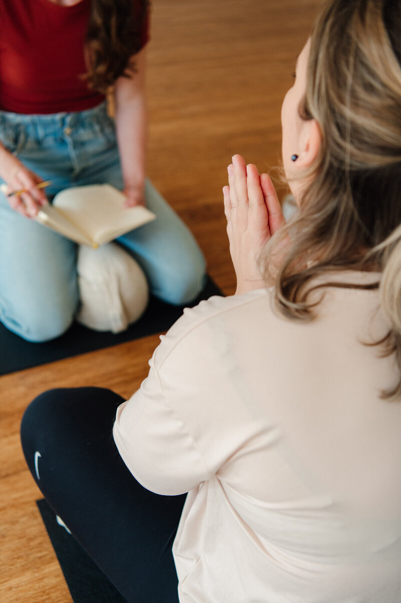 Ontdek de waarde van Ayurveda voor jouw fysieke en mentale gezondheid. Ayurvedaconsulten en holistische lifestyle coaching in Bornem, Dendermonde. Voedingscoach, levensstijladvies, bewuster leven, wat is ayurveda