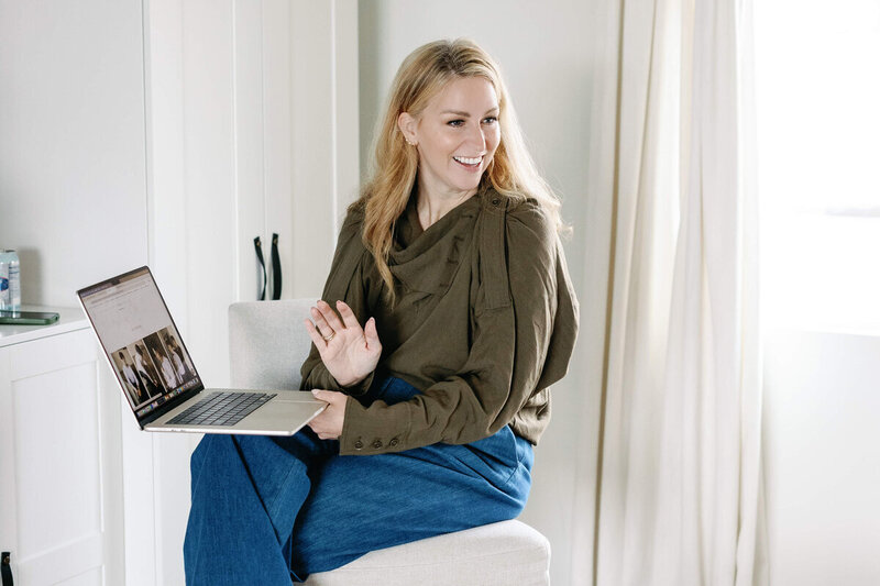 Best branding mentor for wedding photographers, Molly