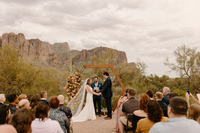 taylor-adam-wedding-preview-taylorraephotofilm-6