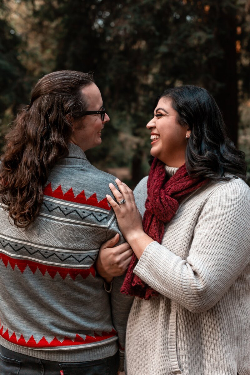 tahneeharrisphotography-carboncanyon-redwoodgrove-couple-christmas-session-13